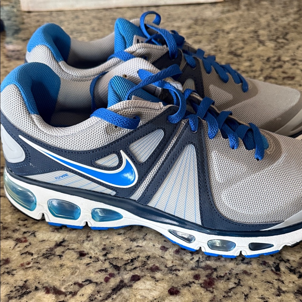 Nike Gray Air Max Tailwind 4 Flywire US Men’s size 11 BNWOB